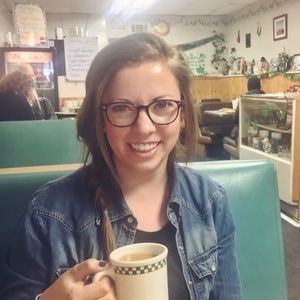 Meet your Posher, Laurel